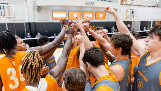 KNOXVILLE, TN - October 08, 2024 - The Tennessee Volunteers during 2024 Tennessee Basketball Pro Day at Pratt Pavilion in Knoxville, TN. Photo By Andrew Ferguson/Tennessee Athletics