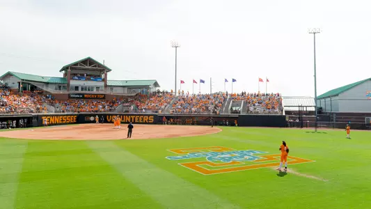 KNOXVILLE, TN - May 24, 2024 - Wide angle during game one of the 2024 NCAA Softball Tournament Super Regional between the Alabama Crimson Tide and the Tennessee Lady Volunteers at Sherri Parker Lee Stadium in Knoxville, TN. Photo By Andrew Ferguson/Tennessee Athletics