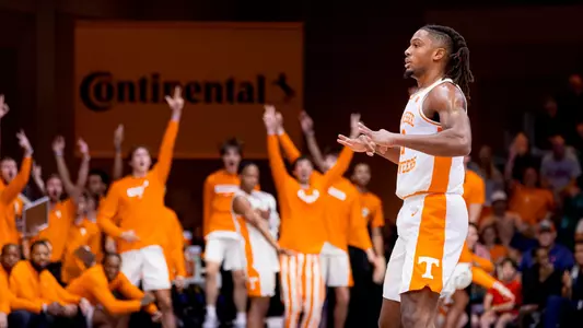 NASSAU, BS - November 22, 2024 - Guard Chaz Lanier #2 of the Tennessee Volunteers during the championship game of the Continental Tire Baha Mar Championship between the Baylor Bears and the Tennessee Volunteers at Baha Mar Resort in Nassau, BS. Photo By Andrew Ferguson/Tennessee Athletics