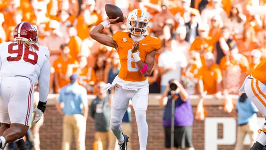 Nico Iamaleava Semifinalists Freshman of the Year