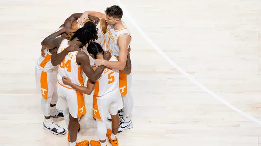 KNOXVILLE, TN - November 27, 2024 - Guard Jahmai Mashack #15, Guard Chaz Lanier #2, Forward Felix Okpara #34, Guard Zakai Zeigler #5, and Forward Igor Milicic Jr. #7 of the Tennessee Volunteers before the game between the UT-Martin Skyhawks and the Tennessee Volunteers at Food City Center in Knoxville, TN. Photo By Andrew Ferguson/Tennessee Athletics