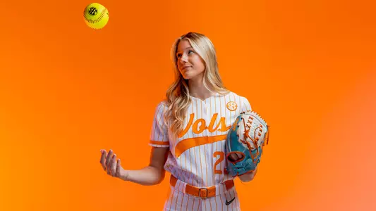Karlyn Pickens - 2024 Softball Portaits