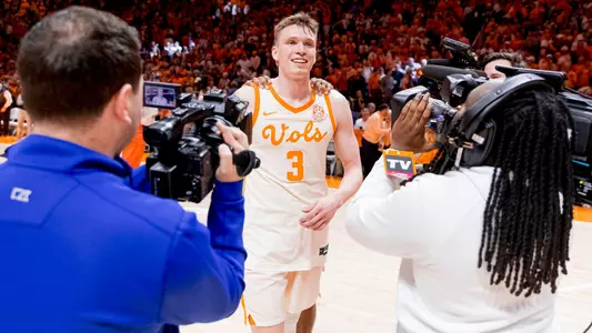 KNOXVILLE, TN - February 28, 2024 - Guard Dalton Knecht #3 of the Tennessee Volunteers after the game between the Auburn Tigers and the Tennessee Volunteers at Food City Center in Knoxville, TN. Photo By Andrew Ferguson/Tennessee Athletics