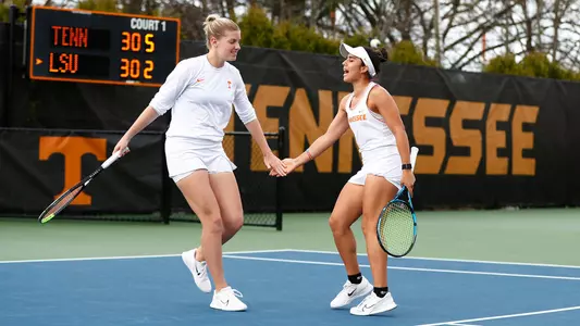 Elza Tomase & Sofia Cabezas