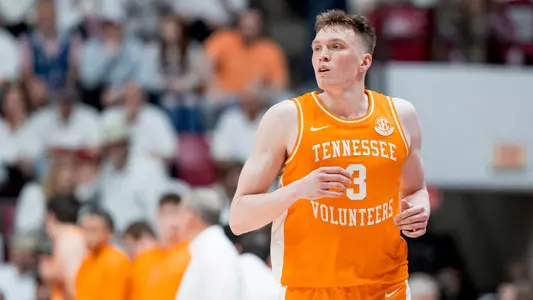 TUSCALOOSA, AL - March 02, 2024 - Guard Dalton Knecht #3 of the Tennessee Volunteers during the game between the Alabama Crimson Tide and the Tennessee Volunteers at Coleman Coliseum in Tuscaloosa, AL. Photo By Andrew Ferguson/Tennessee Athletics