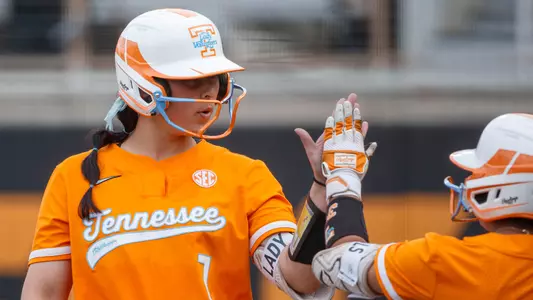 KNOXVILLE, TN - March 15, 2024 - Catcher Sophia Nugent #7 of the Tennessee Lady Volunteers during the game between the Missouri Tigers and the Tennessee Lady Volunteers at Sherri Parker Lee Stadium in Knoxville, TN. Photo By Kate Luffman/Tennessee Athletics