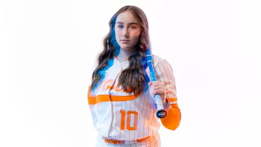 KNOXVILLE, TN - January 18, 2024 - Outfielder Alannah Leach #10 of the Tennessee Lady Volunteers portrait taken during Photo Day in Knoxville, TN. Photo By Andrew Ferguson/Tennessee Athletics