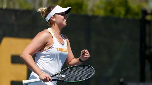 Lauren Anzalotta - Women's Tennis