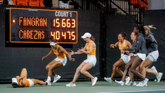 WTEN Final Four Pic