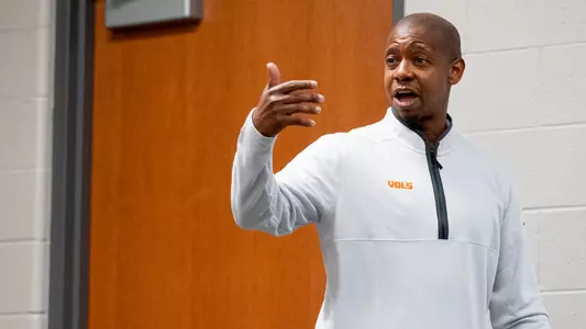 MADISON, WI - November 10, 2023 - Associate Coach Justin Gainey of the Tennessee Volunteers before shoot around before the game between the Wisconsin Badgers and the Tennessee Volunteers at Kohl Center in Madison, WI. Photo By Andrew Ferguson/Tennessee Athletics