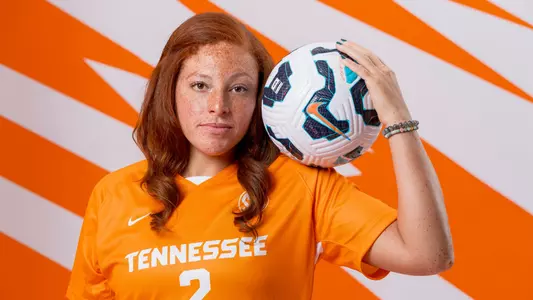 KNOXVILLE, TN - July 29, 2024 - Forward Jaida Thomas #2 of the Tennessee Lady Volunteers portrait taken during 2024 Photo Day in Knoxville, TN. Photo By Andrew Ferguson/Tennessee Athletics