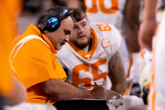 TUSCALOOSA, AL - October 23, 2021 - Offensive Line Coach Glen Elarbee of the Tennessee Volunteers during the game between the Alabama Crimson Tide and the Tennessee Volunteers at Bryant-Denny Stadium in Tuscaloosa, AL. Photo By Andrew Ferguson/Tennessee Athletics