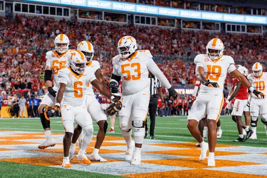 CHARLOTTE, NC - September 07, 2024 - Running back Dylan Sampson #6, Offensive lineman Dayne Davis #66, Offensive lineman Lance Heard #53 and Tight end Holden Staes #19 of the Tennessee Volunteers during the 2024 Duke?s Mayo Classic game between the North Carolina State Wolfpack and the Tennessee Volunteers at Bank of America Stadium in Charlotte, NC. Photo By Kate Luffman/Tennessee Athletics
