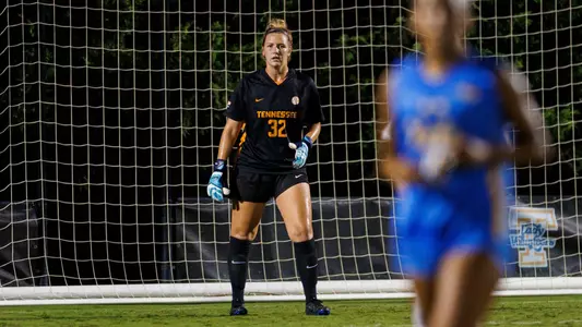 KNOXVILLE, TN - September 05, 2024 - Goalkeeper Ally Zazzara #32 of the Tennessee Lady Volunteers during the game between the UCLA Bruins and the Tennessee Volunteers at Regal Soccer Stadium in Knoxville, TN. Photo By Kate Luffman/Tennessee Athletics