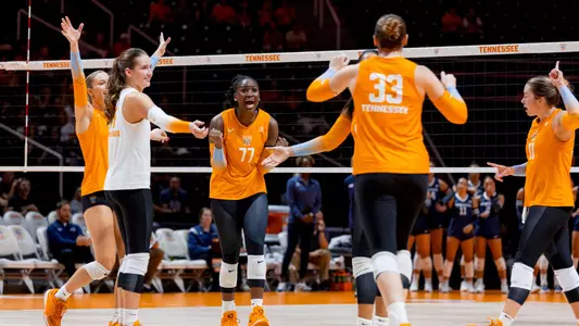 KNOXVILLE, TN - August 30, 2024 - Middle blocker Keondreya Granberry #77 of the Tennessee Lady Volunteers during the game between the Penn State Nittany Lions and the Tennessee Lady Volunteers at Food City Center in Knoxville, TN. Photo By Andrew Ferguson/Tennessee Athletics
