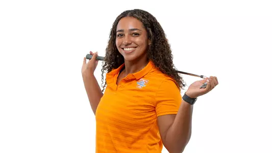 KNOXVILLE, TN - August 29, 2024 - Bailey Davis of the Tennessee Lady Volunteers headshot taken in Knoxville, TN. Photo By Emma Ramsey/Tennessee Athletics