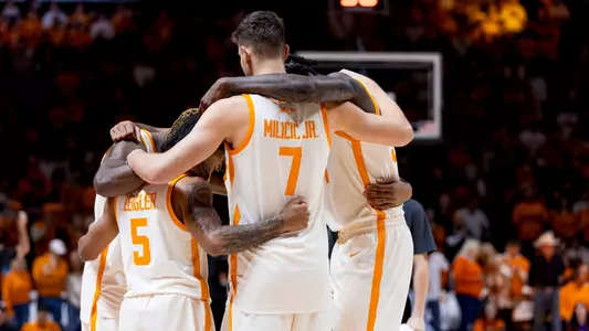 KNOXVILLE, TN - January 04, 2025 - Guard Chaz Lanier #2, Guard Jahmai Mashack #15, Guard Zakai Zeigler #5, Forward Igor Milicic Jr. #7, and Forward Felix Okpara #34 of the Tennessee Volunteers before the game between the Arkansas Razorbacks and the Tennessee Volunteers at Food City Center in Knoxville, TN. Photo By Andrew Ferguson/Tennessee Athletics