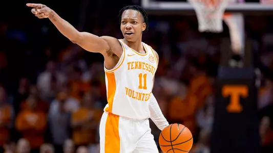 KNOXVILLE, TN - January 15, 2025 - Guard Jordan Gainey #11 of the Tennessee Volunteers during the game between the Georgia Bulldogs and the Tennessee Volunteers at Food City Center in Knoxville, TN. Photo By Andrew Ferguson/Tennessee Athletics