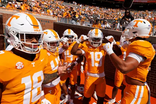 KNOXVILLE, TN - September 20, 2025 - Running back Daune Morris #19 of the Tennessee Volunteers before the game between the UAB Blazers and the Tennessee Volunteers at Neyland Stadium in Knoxville, TN. Photo By Kate Luffman/Tennessee Athletics