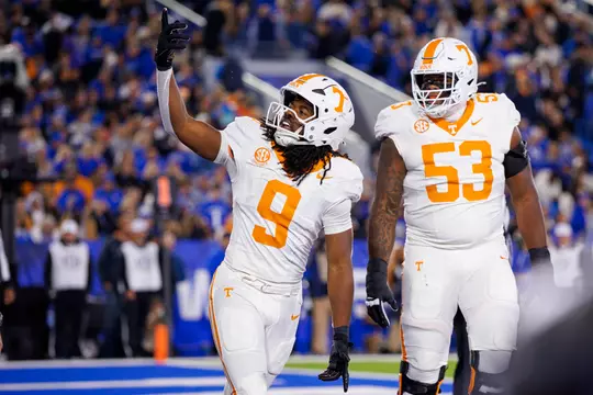 LEXINGTON, KY - October 25, 2025 - Running back Star Thomas #9 of the Tennessee Volunteers during the game between the Kentucky Wildcats and the Tennessee Volunteers at Kroger Field in Lexington, KY. Photo By Kate Luffman/Tennessee Athletics