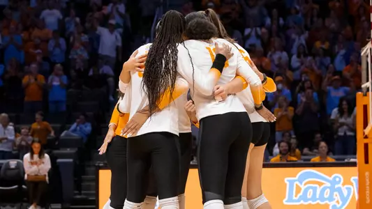 Tennessee Huddles After Point During Match
