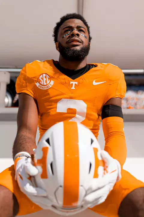 STARKVILLE, MS - September 27, 2025 - Defensive back Andre Turrentine #2 of the Tennessee Volunteers before the game between the Mississippi State Bulldogs and the Tennessee Volunteers at Davis Wade Stadium in Starkville, MS. Photo By Andrew Ferguson/Tennessee Athletics