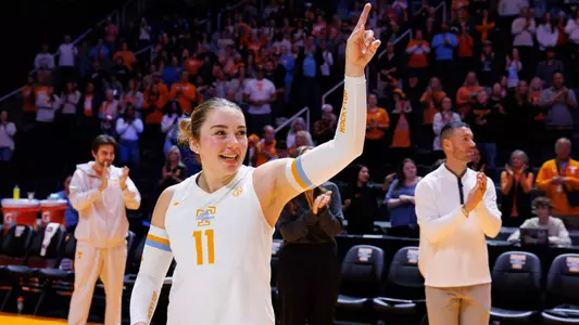 Caroline Kerr Third SEC Setter of the Week Award Release