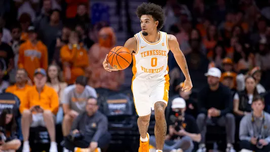 KNOXVILLE, TN - November 08, 2025 - Guard Ja’Kobi Gillespie #0 of the Tennessee Volunteers during the game between the Northern Kentucky Norse and the Tennessee Volunteers at Food City Center in Knoxville, TN. Photo By Drew Garrison/Tennessee Athletics