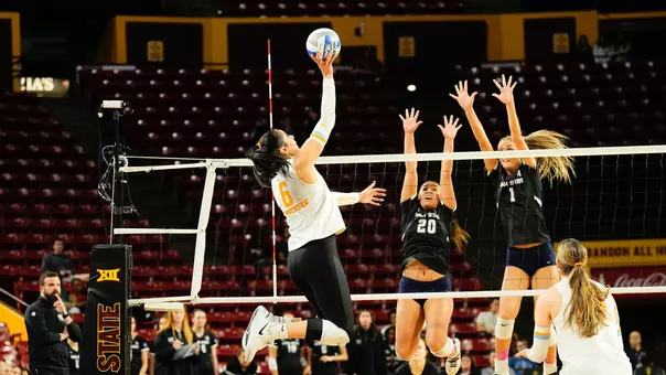 Mackenzie Plante Risies for attack in NCAA Tournament Match Against Utah State