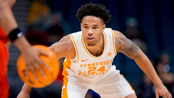 LAS VEGAS, NV - November 24, 2025 - Guard Troy Henderson #24 of the Tennessee Volunteers during the 2025 Player’s Era Tournament game between the Rutgers Scarlet Knights and the Tennessee Volunteers at MGM Grand Garden Arena in Las Vegas, NV. Photo By Andrew Ferguson/Tennessee Athletics