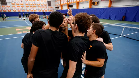 Boruch Skierkier Signing