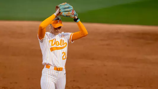 KNOXVILLE, TN - April 05, 2024 - Pitcher Karlyn Pickens #23 of the Tennessee Lady Volunteers during the game between the Georgia Bulldogs and the Tennessee Lady Volunteers at Sherri Parker Lee Stadium in Knoxville, TN. Photo By Andrew Ferguson/Tennessee Athletics