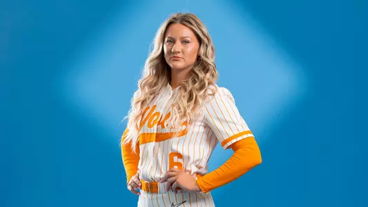 KNOXVILLE, TN - January 16, 2025 - Pitcher Sage Mardjetko #6 of the Tennessee Lady Volunteers portrait taken during 2025 Photo Day in Knoxville, TN. Photo By Andrew Ferguson/Tennessee Athletics