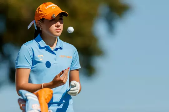 KNOXVILLE, TN - October 20, 2024 - Sophie Christopher of the Tennessee Lady Volunteers during the first round of the Mercedes-Benz Collegiate Championship at Cherokee Country Club in Knoxville, TN. Photo By Drew Garrison/Tennessee Athletics