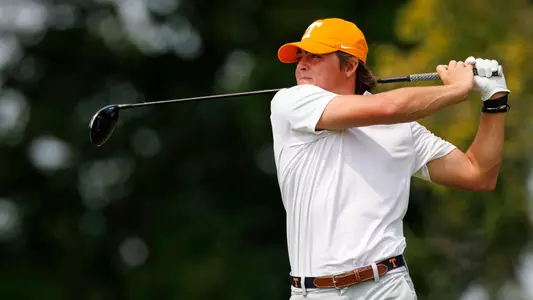 LOUDON, TN - September 05, 2025 - Chase Kyes of the Tennessee Volunteers during the first round of 2025 Visit Knoxville Collegiate at Tennessee National in Loudon, TN. Photo By Kate Luffman/Tennessee Athletics