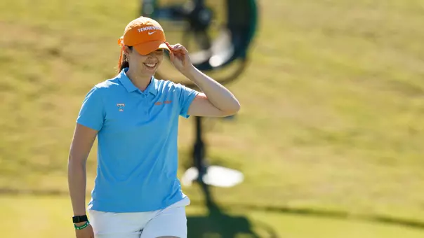 KNOXVILLE, TN - October 20, 2024 - Kyra Van Kan of the Tennessee Lady Volunteers during the first round of the Mercedes-Benz Collegiate Championship at Cherokee Country Club in Knoxville, TN. Photo By Drew Garrison/Tennessee Athletics