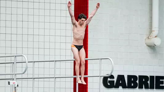 Owen Redfearn Competes in Platform at NCAA Zone B Diving Championships