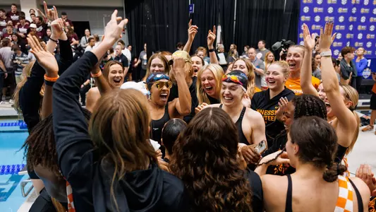 Tennessee Women's Swimming & Diving Team Celebrates During 2026 SEC Championships at Allan Jones Intercollegiate Aquatic Center