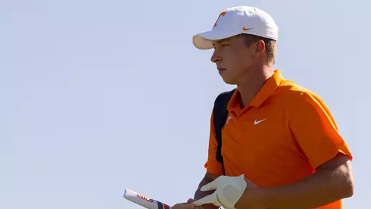 LOUDON, TN - September 07, 2025 - Bruce Murphy of the Tennessee Volunteers during the third round of 2025 Visit Knoxville Collegiate at Tennessee National in Loudon, TN. Photo By Elliot Walker/Tennessee Athletics