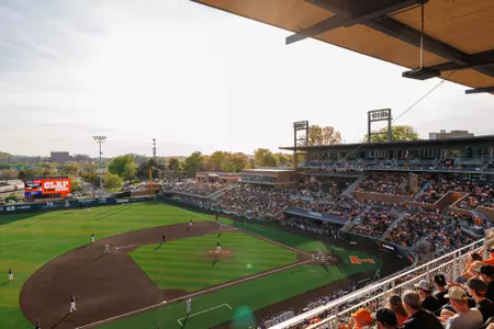 KNOXVILLE, TN - April 04, 2026 - Wide angle from suite level during the game between the LSU Tigers and the Tennessee Volunteers at Lindsey Nelson Stadium in Knoxville, TN. Photo By Kate Luffman/Tennessee Athletics