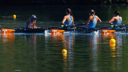 First Varsity Eight Competes in Regatta in Oak Ridge, Tennessee