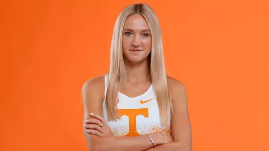 Amelia Wills - 2025 XC Portraits