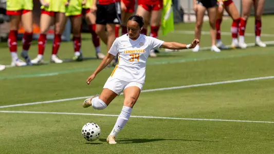 KNOXVILLE, TN - April 18, 2026 - Jayla Blue #34 of the Tennessee Lady Volunteers during the exhibition game between the Louisville Cardinals and the Tennessee Volunteers at Regal Soccer Stadium in Knoxville, TN. Photo By Drew Garrison/Tennessee Athletics