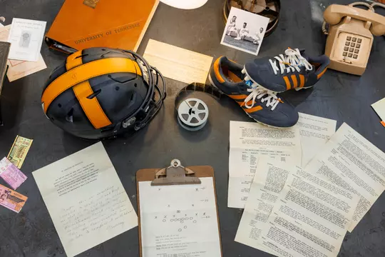 NeylandSmokeyGrey19