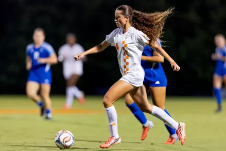 KNOXVILLE, TN - August 08, 2026 - Defender Savannah Jackson #24 of the Tennessee Lady Volunteers during an exhibition game between the UNC Asheville Bulldogs and the Tennessee Volunteers at Regal Soccer Stadium in Knoxville, TN. Photo By Andrew Ferguson/Tennessee Athletics