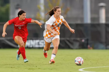 KNOXVILLE, TN - August 13, 2026 - Midfielder Emerson Moore #12 of the Tennessee Lady Volunteers during the game between the Rutgers Scarlet Knights and the Tennessee Volunteers at Regal Soccer Stadium in Knoxville, TN. Photo By Peyton Collimore/Tennessee Athletics