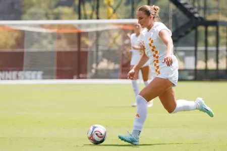 KNOXVILLE, TN - August 16, 2026 - Midfielder/Forward Cora Fry #31 of the Tennessee Lady Volunteers during the game between the South Alabama Jaguars and the Tennessee Volunteers at Regal Soccer Stadium in Knoxville, TN. Photo By Ryan Beatty/Tennessee Athletics