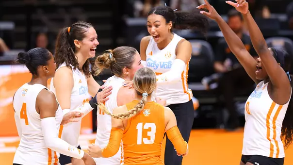 Lady Vols Celebrate During Season-Opening Win over Colgate
