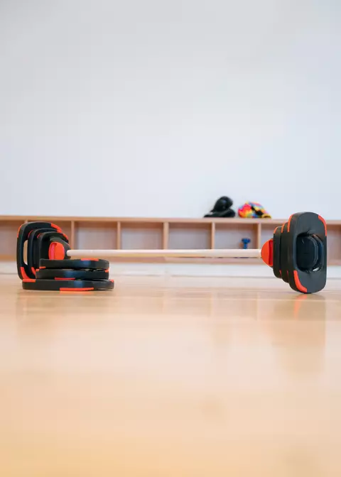 Photo of weights in studio 114.