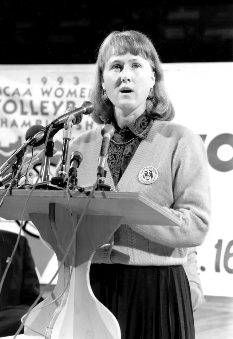 Former Wisconsin senior associate athletic director Cheryl Bailey speaking at the 1993 NCAA Division I women's volleyball championship hosted by Wisconsin Athletics